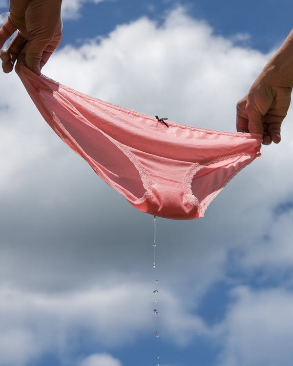 Why You Should Never Wear Damp Underwear